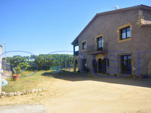 Casa en venta en Montornès del Vallès. CASA EN MONTORNES. Casas Montornès del.