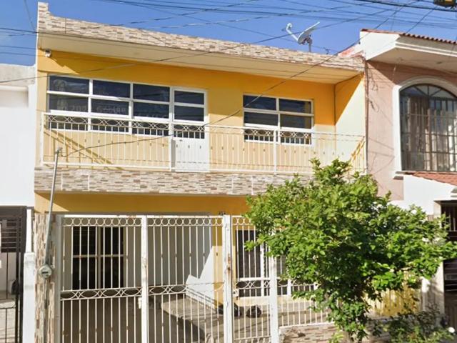 Casa en venta en Monumental, Guadalajara, Jalisco