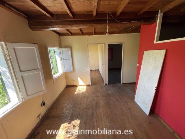 Casa en venta en Mos. Casa en zona alta y despejada a 5 minutos de la Universidad. Casas.