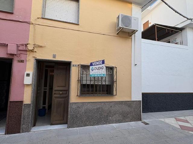 Casa en venta en Morón de la Frontera. Oportunidad de casa zona El Pantano!. Casas Morón de la.