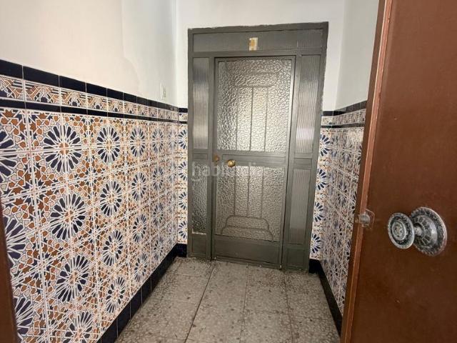 Casa en venta en Morón de la Frontera. Amplia Propiedad de Tres Plantas con Cochera y Azotea en calle Fray Diego de Cádiz!. Casas Morón de la.