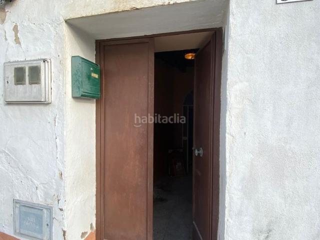 Casa en venta en Morón de la Frontera. Amplia Propiedad en Dos Niveles con Potencial de Reforma. Casas Morón de la.