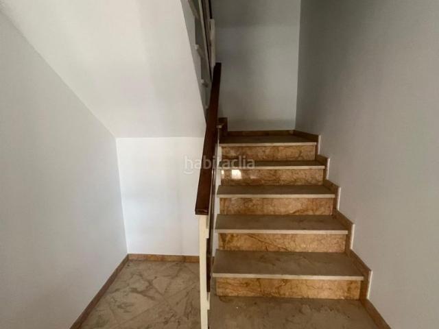 Casa en venta en Morón de la Frontera. AMPLIO PISO EN CALLE ARRECIFE !. Casas Morón de la.