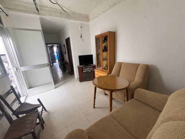 Casa en venta en Morón de la Frontera. CASA CON 2 VIVIENDAS Y COCHERA. Casas Morón de la.
