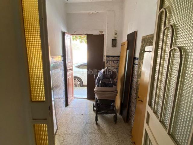 Casa en venta en Morón de la Frontera. Casa a Reformar con Amplios Espacios y Patios Interiores!. Casas Morón de la.