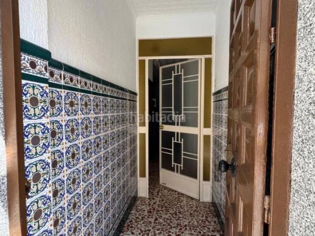 Casa en venta en Morón de la Frontera. PRECIOSA CASA DE DOS PLANTAS. Casas Morón de la.