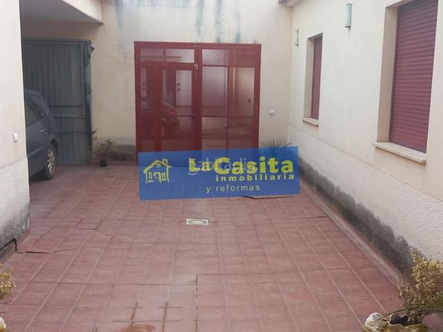 Casa en venta en Moral de Calatrava. Se vende casa. Casas Moral de.