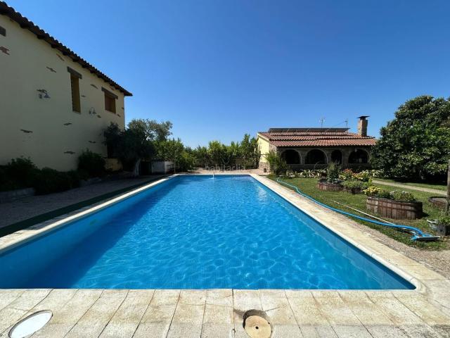Casa en venta en Moraleja. CHALET EN ROZACORDEROS. Casas.