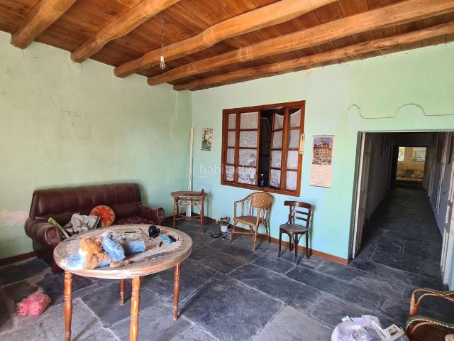 Casa en venta en Moraleja del Vino. Casa solariega con bodega tradicional,patio y garaje en moraleja del vino. Casas Moraleja del.
