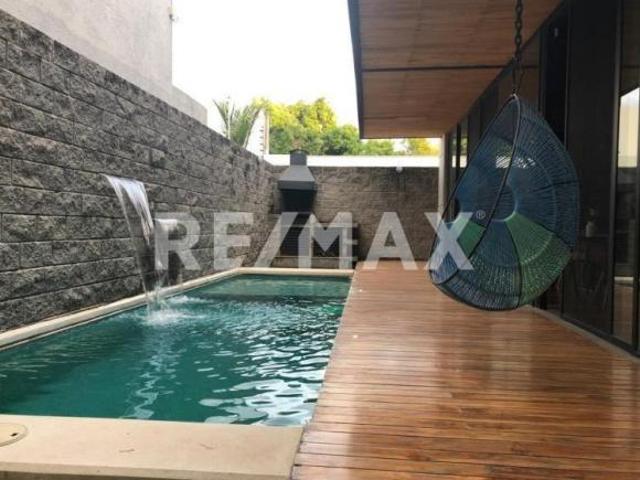 Casa en Venta en Morelos, Calzada de los Reyes, Cuernavaca