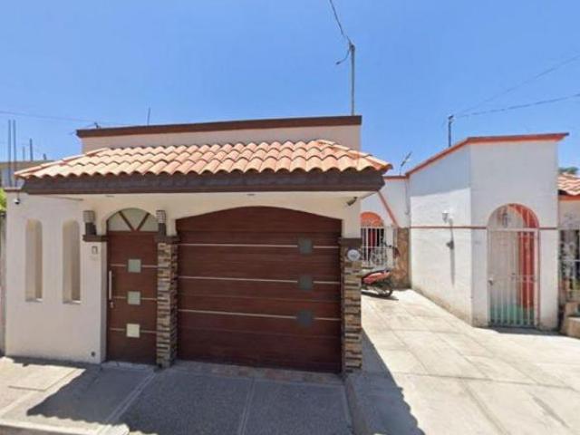 CASA EN VENTA EN MORELOS, TEPIC, NAYARIT