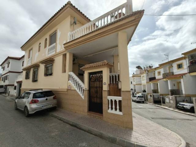 Casa en Venta en Motril
