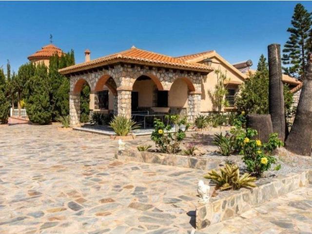 Casa en Venta en Motril