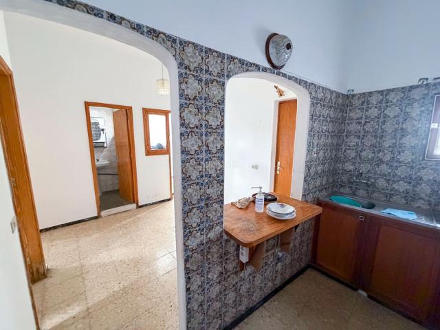 Casa en venta en Moya. ¡AMPLIA CASA TERRERA AISLADA!. Casas.
