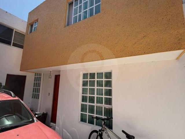 Casa en venta en Nueva Oriental Coapa
