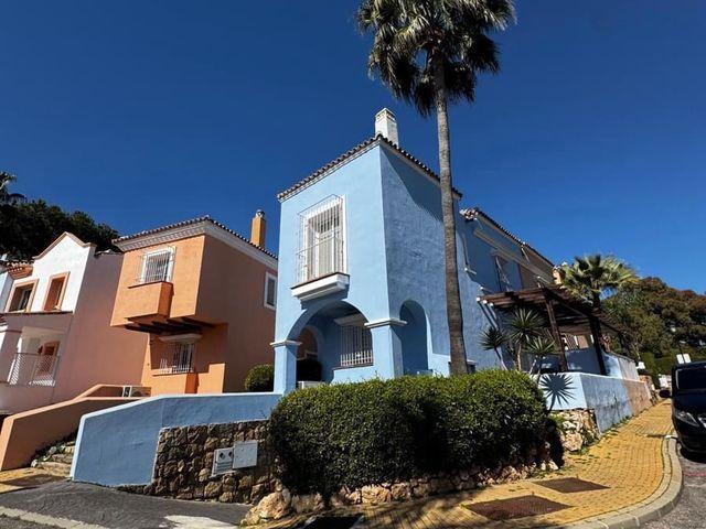 Casa en venta en Nueva Andalucia, Málaga Costa del Sol