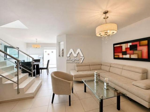 CASA EN VENTA EN NUEVA GALICIA