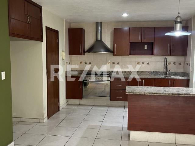 CASA EN VENTA COL. NUEVA GALICIA ANDALUCIA