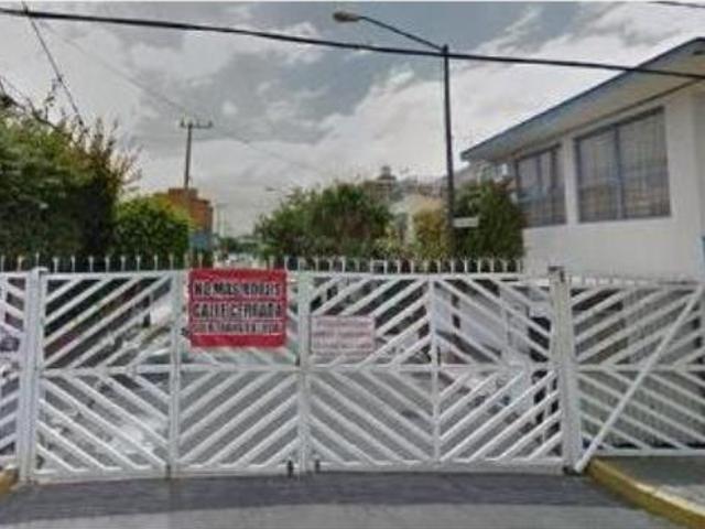 Casa en venta en Nueva Rosita, Iztapalapa, Ciudad de México