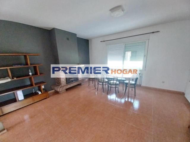 Casa en venta en Nuevo Baztán, Eurovillas. Excelente chalet individual de esquina en una planta. Casas Nuevo.