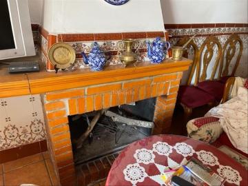 Casa en venta en Nacimiento. Casa de 2 plantas en Nacimiento pueblo con parcela. Casas.