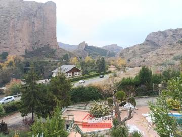 Casa en venta en Nalda. Chalet independiente zona IslallanaViguera con impresionantes vistas. Casas.