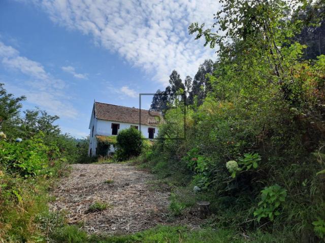Casa en venta en Narón, Sedes Pedroso Doso. Casa para rehabilitacion integral con finca en Sedes, Narón. Casas.