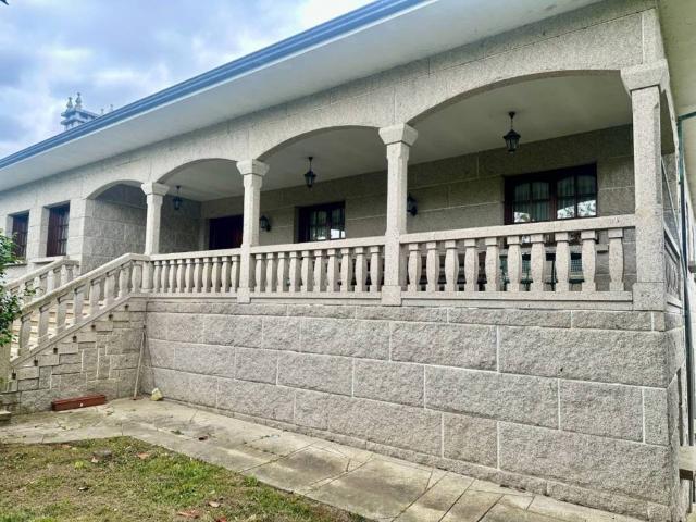 Casa en Venta en Narón