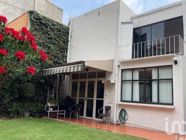 Casa en venta en Narvarte Poniente, calle Xochicalco, Deleg. Benito Juárez Cdmx