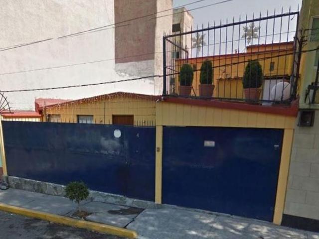 CASA EN VENTA EN NAUCALPAN, MEX
