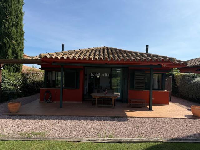 Casa en venta en Navata. VILA DEL GOLF. Casas.
