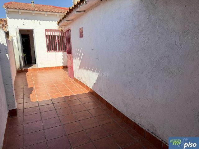 Casa en venta en Nava del Rey. Oportunidad Casa en Nava del Rey totalmente reformada de dos dormitorios. Casas Nava del.