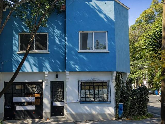 CASA EN VENTA EN NAVARTE ORIENTE EN BENITO JUAREZ CIUDAD DE MEXICO