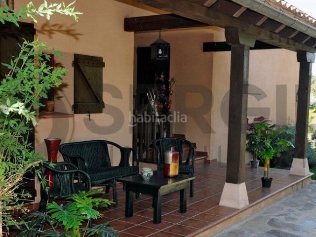 Casa en venta en Navas de Riofrío. MAGNIFICO CHALET INDIVIDUAL EN NAVAS DE RIOFRIO SEGOVIA. Casas Navas de.