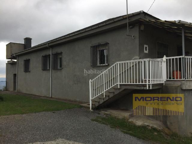 Casa en venta en Navia de Suarna. Casa en venta con 6 dormitorios y parcela en Navia de Suarna, Lugo. Casas Navia de.