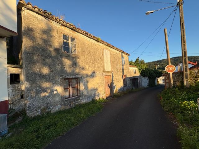 Casa en venta en Neda. Casas.