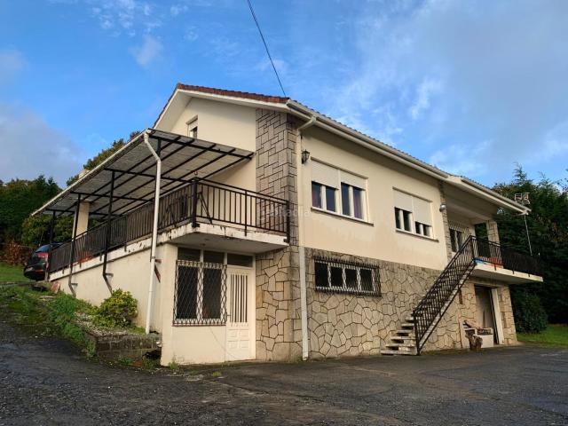Casa en venta en Neda. Casas.