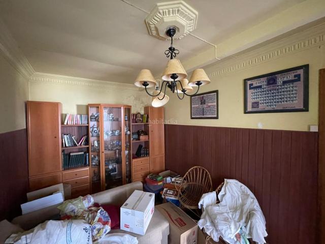 Casa en venta en Neda. SE VENDE CASA CON FINCA CERRADA, GARAJE Y PATIO EN NEDA. Casas.