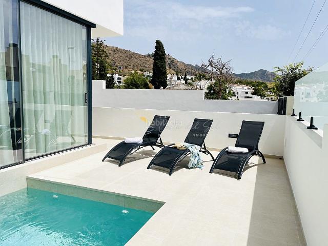 Casa en venta en Nerja, Centro. VILLA DE LUJO A ESTRENAR. Casas.