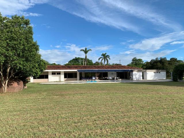Casa En Venta En Nilo V402332