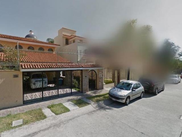 CASA EN VENTA EN NO ME OLVIDES ZAPOPAN