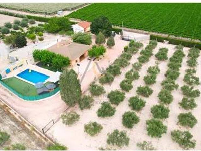 Casa en Venta en Novelda