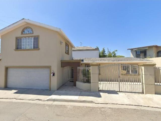 Casa en venta en Otay Constituyentes, Tijuana, Baja California