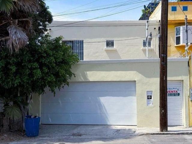 CASA EN VENTA EN OTAY ITR – FRENTE A PARQUE