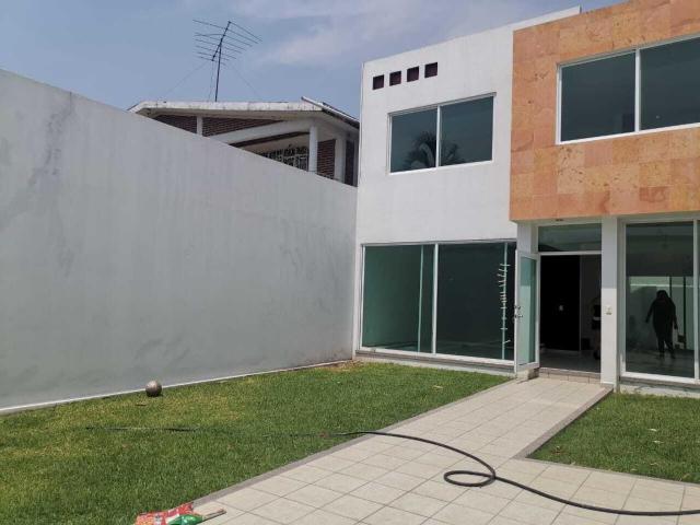 Casa en venta en Otilio Montaño, Cuautla, Morelos