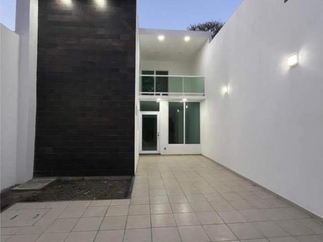 Casa en venta en Otilio Montaño, Cuautla, Morelos