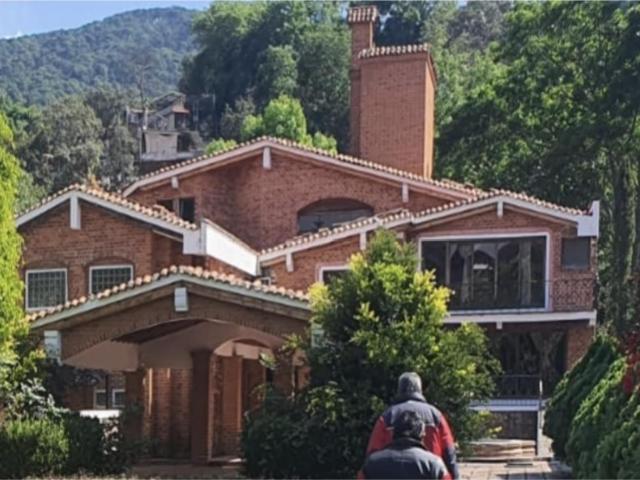 Casa en venta en Otumba, Valle de Bravo, México