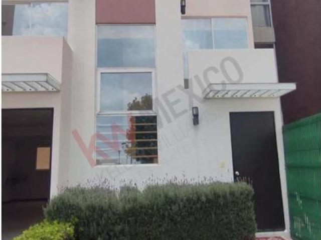 CASA EN VENTA en Otzolotepec Cerca de Toluca 2000