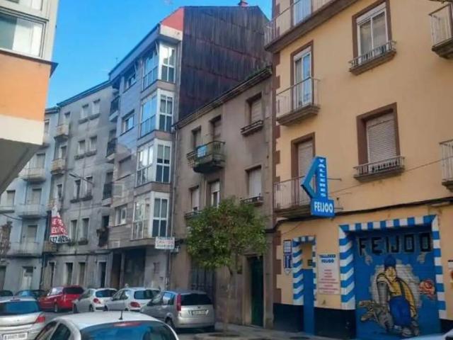 Casa en Venta en Ourense