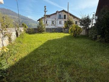 Casa en Venta en Oviedo